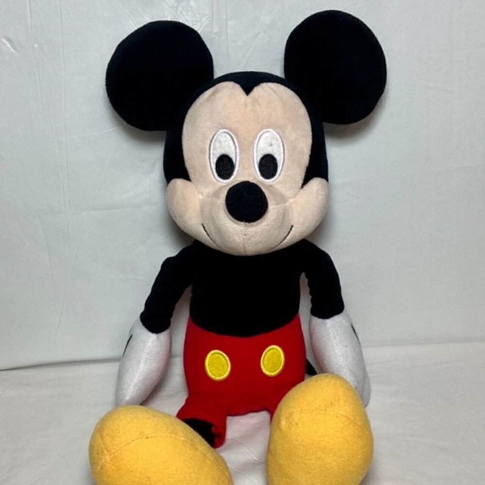 Disney Mickey Mouse 2009 Khol's Cares Stuffed Plush Reg. No.‎ PA 17452(CN)